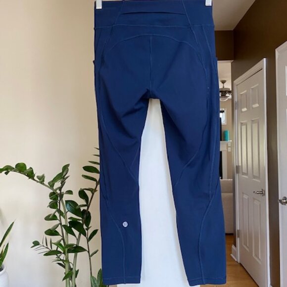 Sz 6 Lululemon high rise 25” leggings - Picture 1 of 3